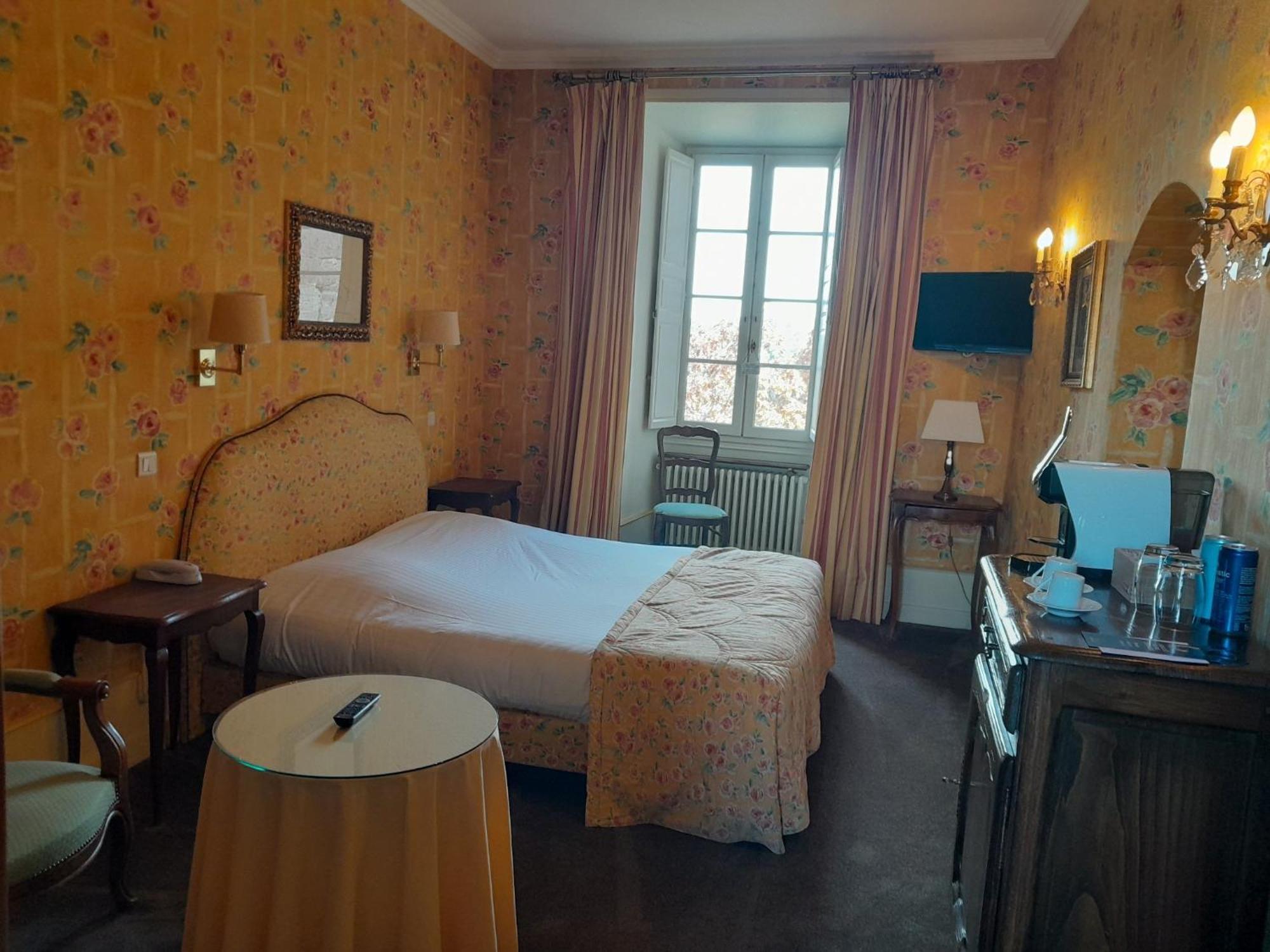 Chateau De Castel Novel Boutique Hotel Varetz Εξωτερικό φωτογραφία